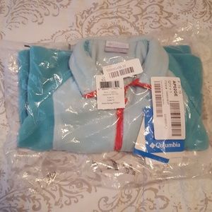 Girls 3T Columbia Fleece Zip Up Sweater.